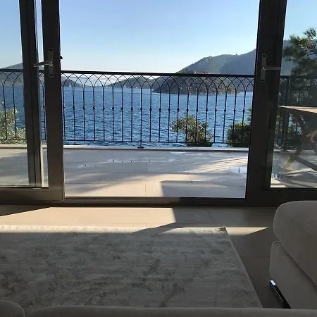 Beach Side Bozburun Marmaris מוגלה