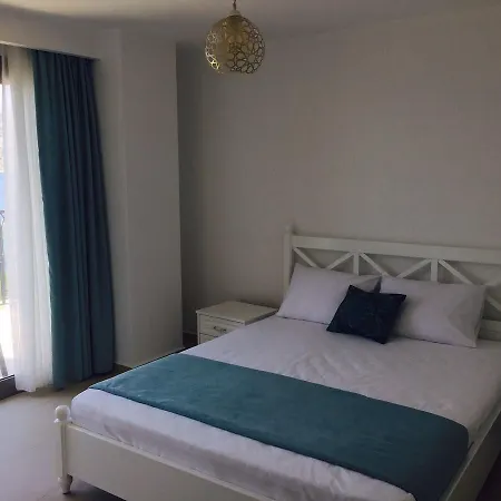 Beach Side Bozburun Marmaris * מוגלה